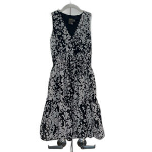 Women’s Black & White V-Neck Floral Midi Dress - Worn Once
